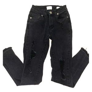 High waisted ripped jeans